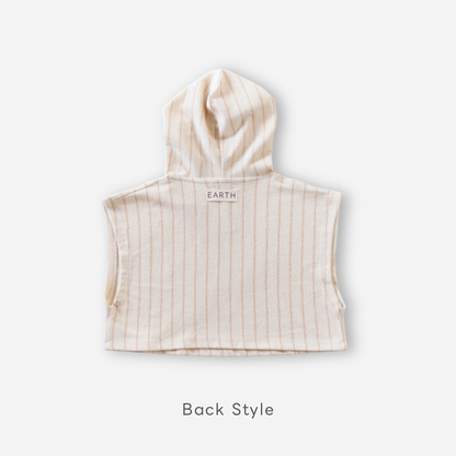 【26年11月オーダー会】 Hoodie Cape [EARTH THE ARCHIVE] (全1色) 【2026年3月上旬以降お届け予定】