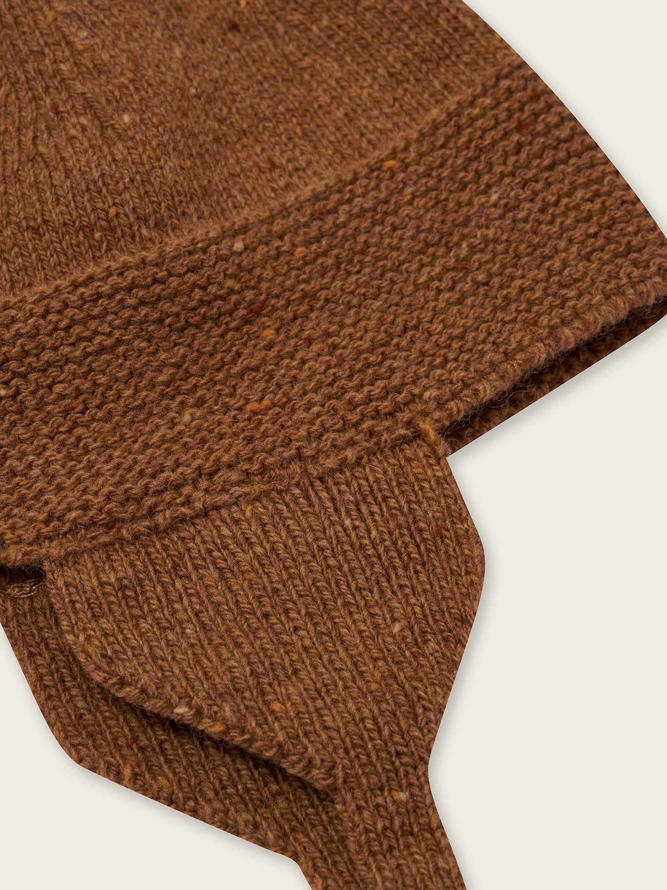 CHESTNUT CONTRAST TASSEL HAT [organic zoo] (25AW)