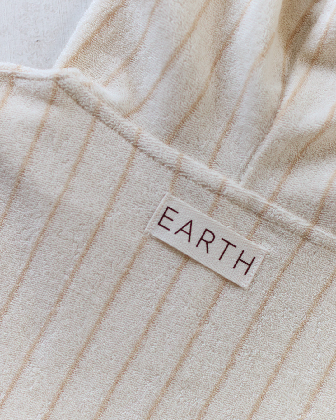 Hoodie cape - Beige Stripe [EARTH THE ARCHIVE] (26AW)