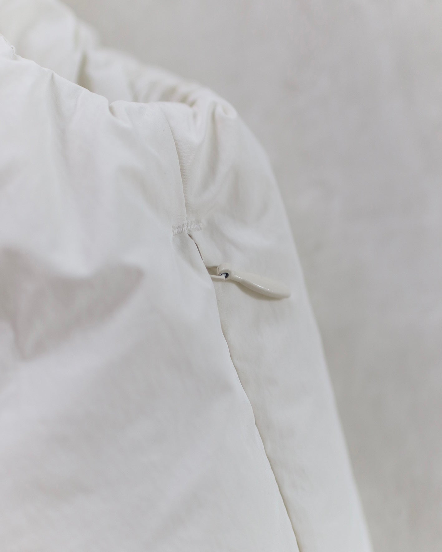 Padded vest - Cream [EARTH THE ARCHIVE] (26AW)
