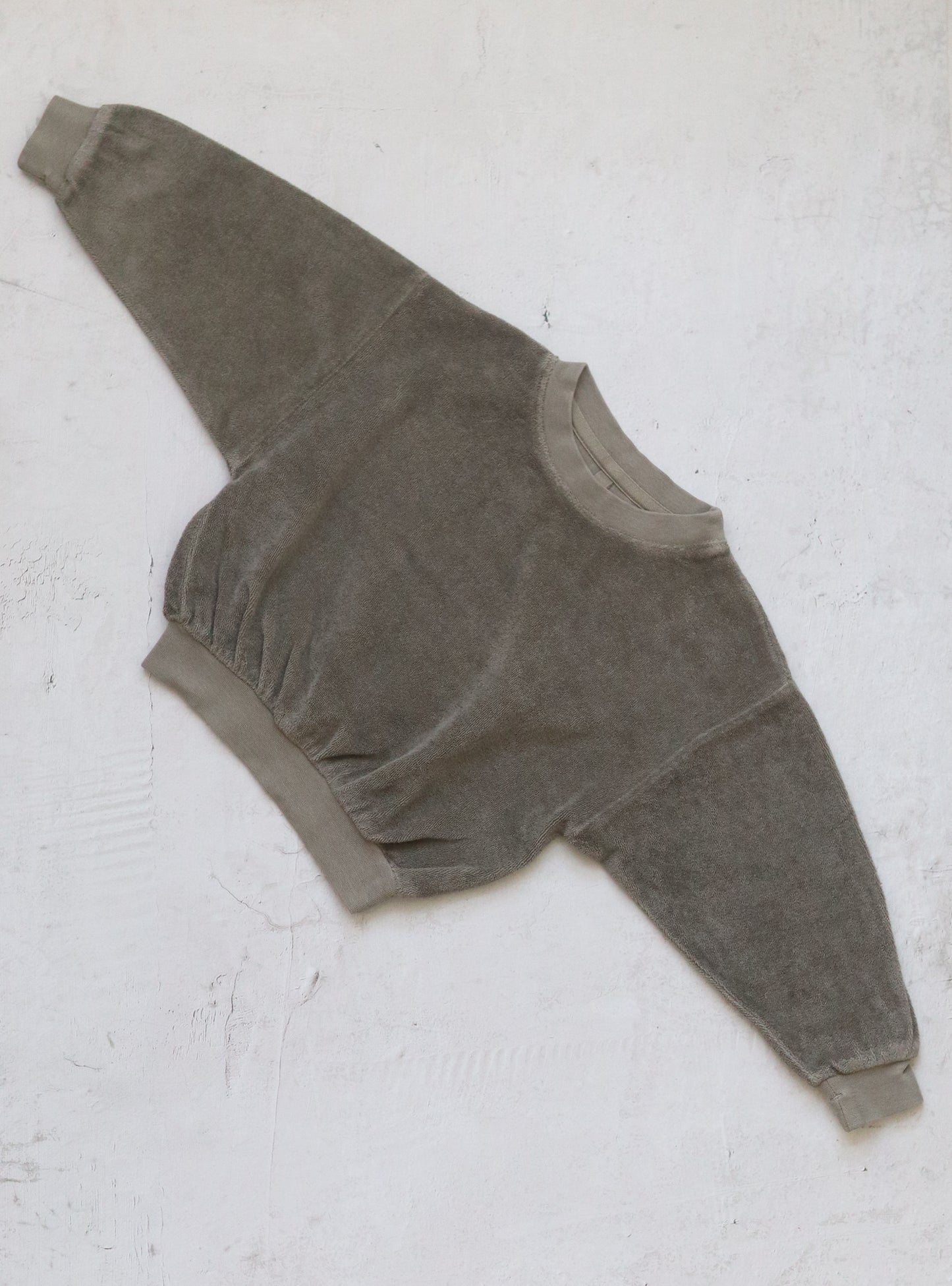 【緊急オーダー会】 Volume Sweatshirts [EARTH THE ARCHIVE]【2025年10月上旬以降発送予定】