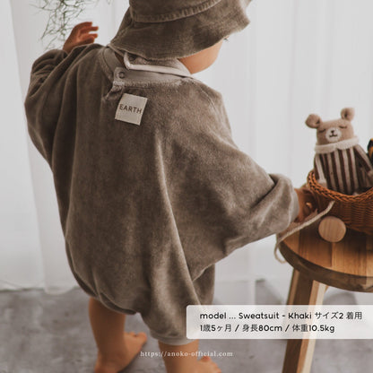 【26年11月オーダー会】 Baby Sweatsuit [EARTH THE ARCHIVE] (全5色) 【2026年3月上旬以降お届け予定】