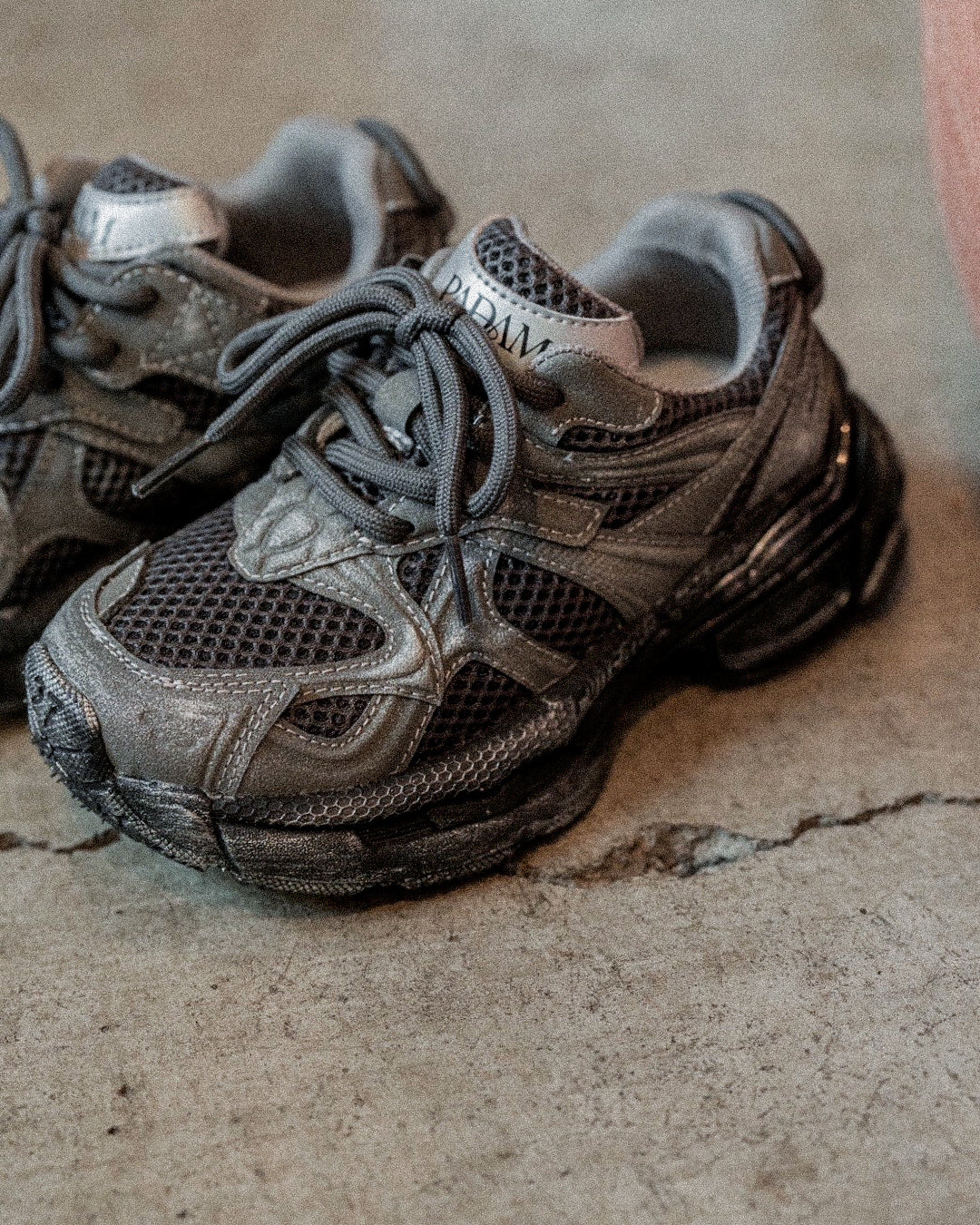 スニーカー PADAM vintage wolf sneaker 18cm Vintage wolf sneaker - Smoky Stone [PADAM] (25AW) – anoko.