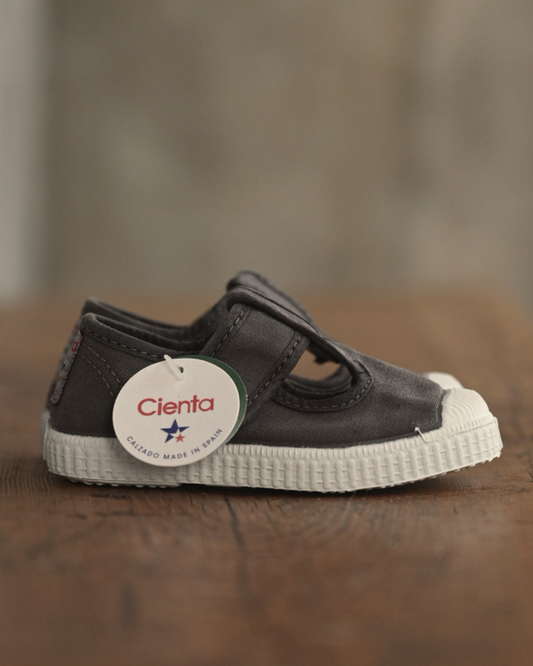 T-Strap Shoes - Black (Vintage Wash Dyed) [cienta]