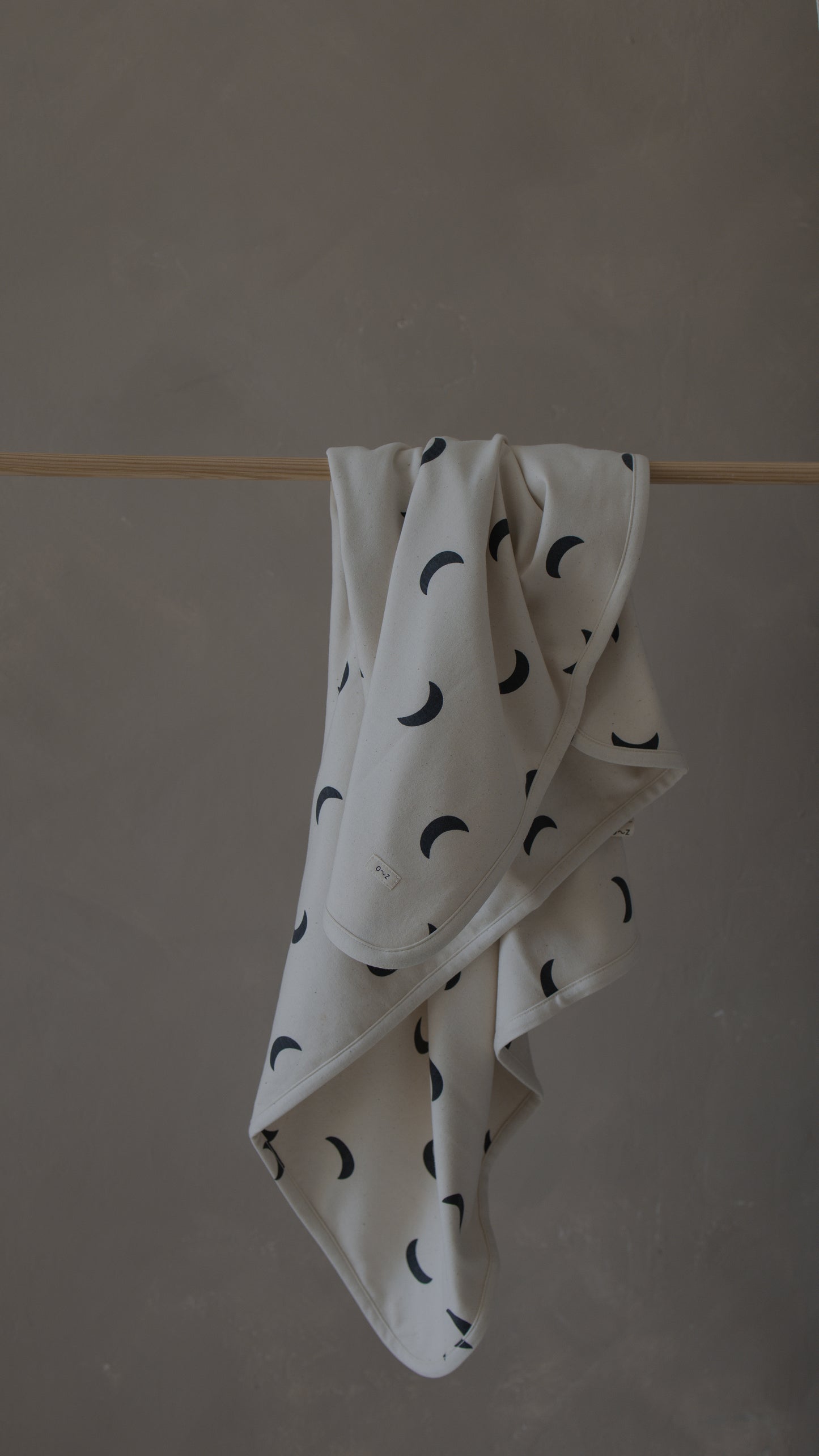 Undyed Midnight Reversible Blanket GOTS [organic zoo] (26SS)