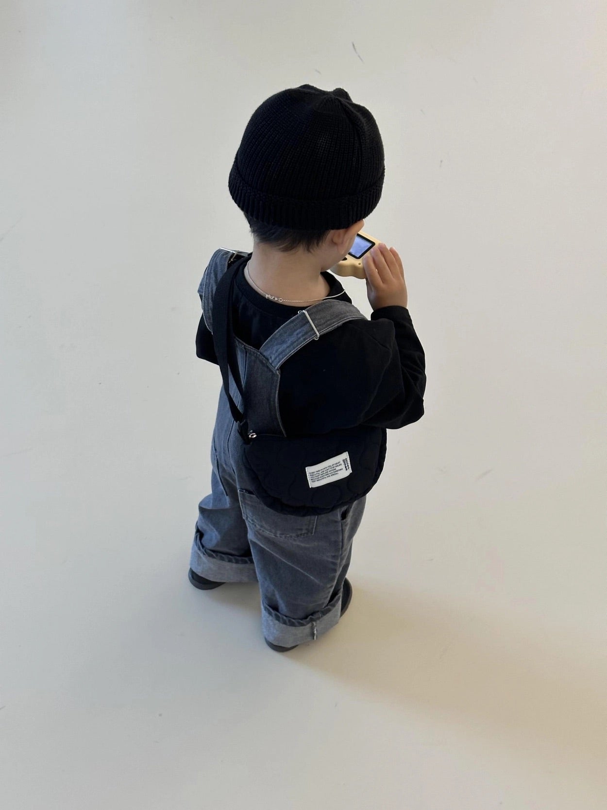 【オーダー会】Couple Cross Bag - Black Beige [wouldU]【2026年1月上旬以降順次お届け予定】