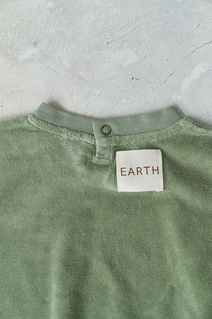【緊急オーダー会】 Volume Sweatshirts [EARTH THE ARCHIVE]【2025年10月上旬以降発送予定】
