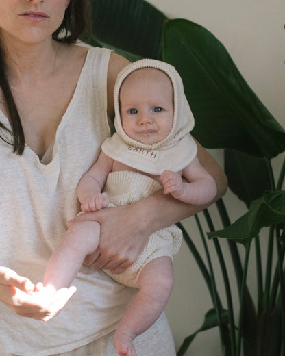 Organic new born bib - Ecru Cream [EARTH THE ARCHIVE] (26AW)