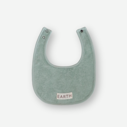 Organic Bib - Sage Green [EARTH THE ARCHIVE] (26AW)