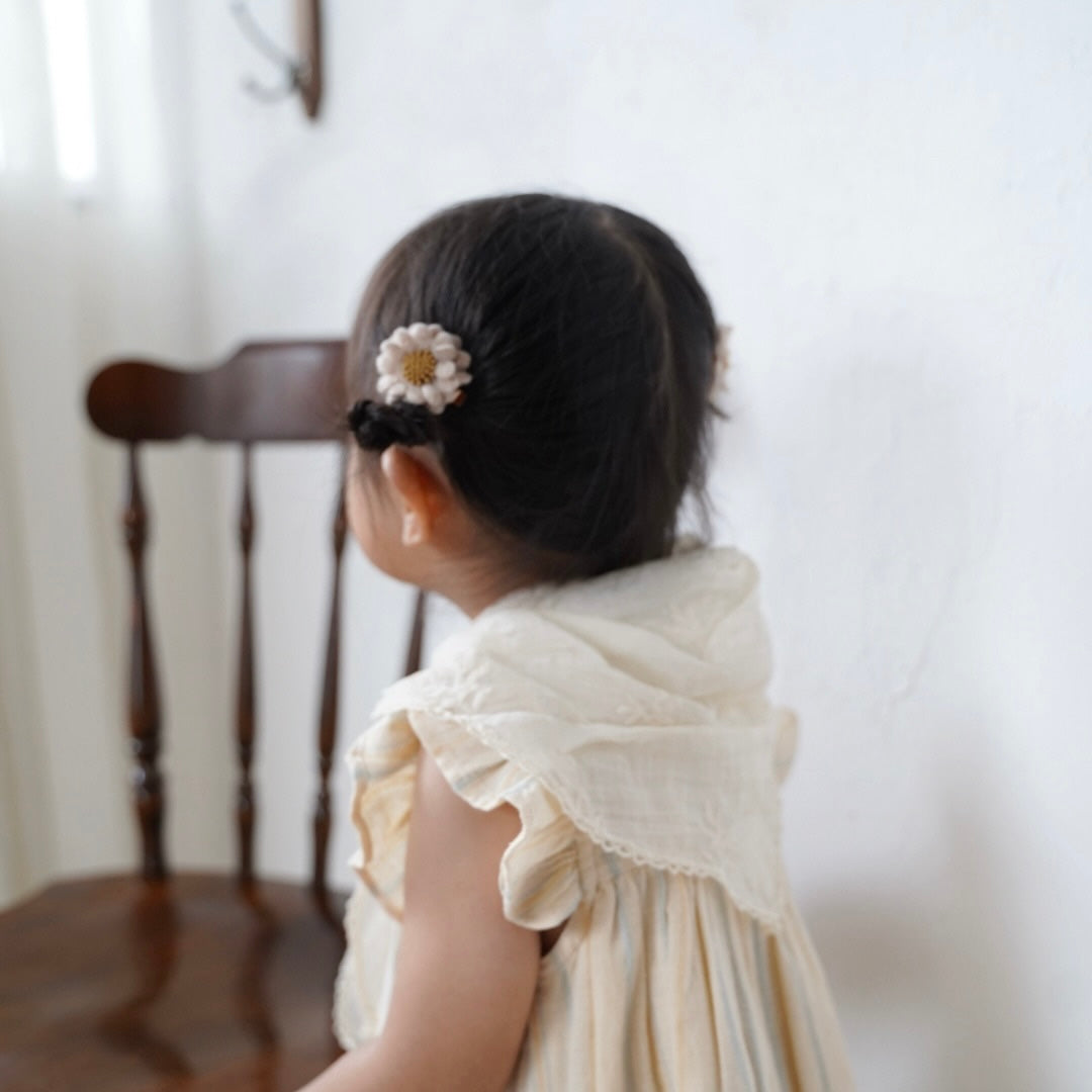 flowers kerchief