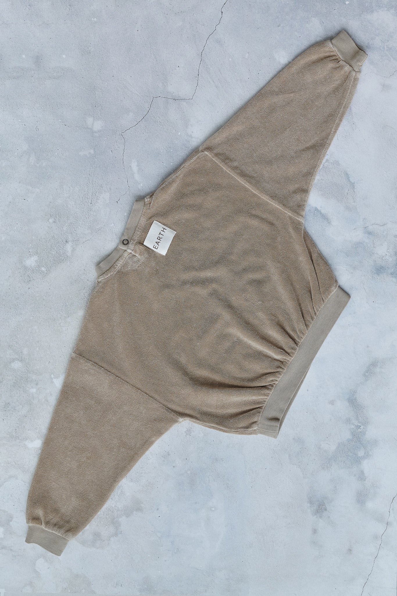 【緊急オーダー会】 Volume Sweatshirts [EARTH THE ARCHIVE]【2025年10月上旬以降発送予定】