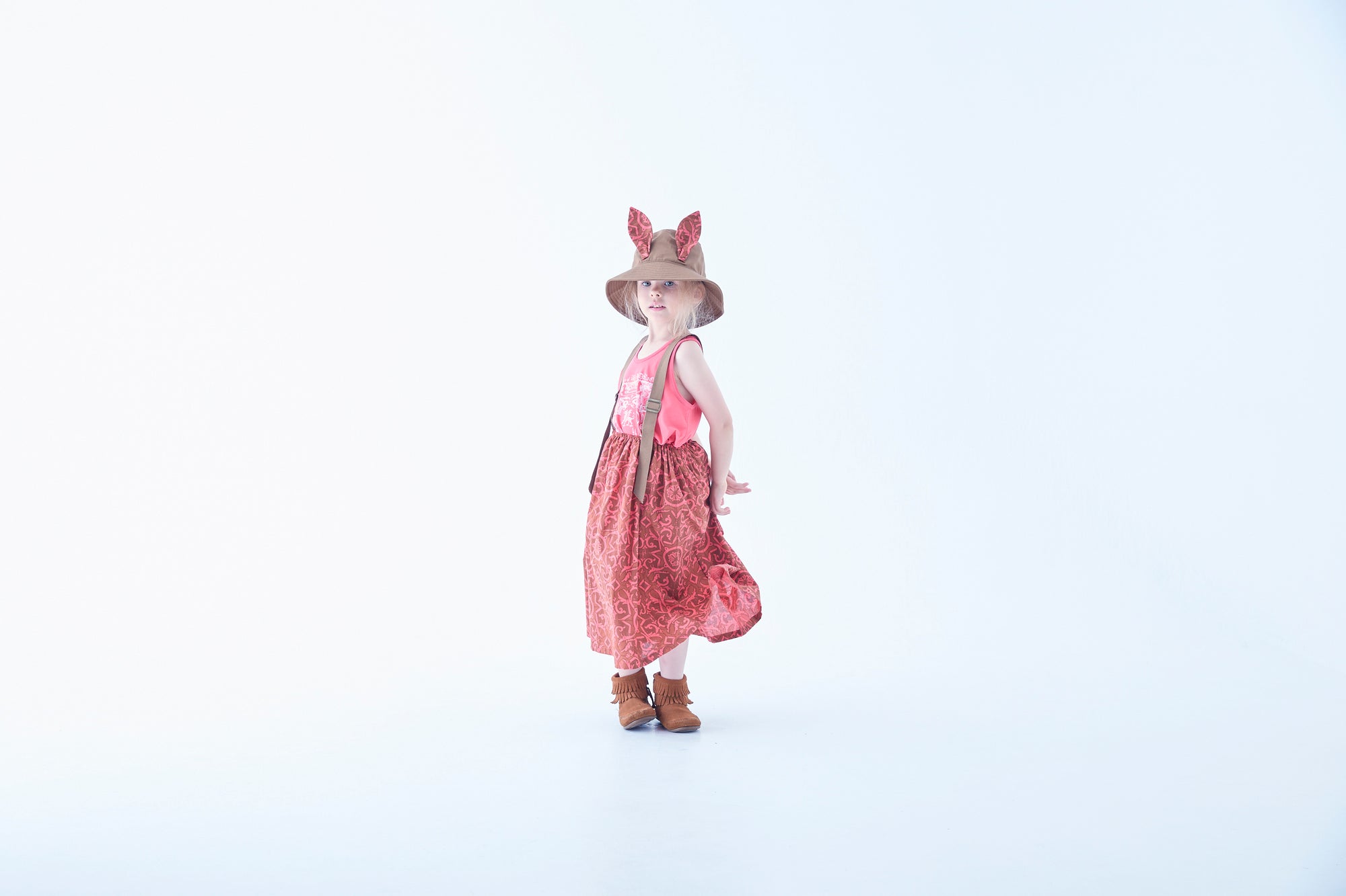 AZULEJOS Beast Bucket Hat - brown [eLfinFolk] (26SS)