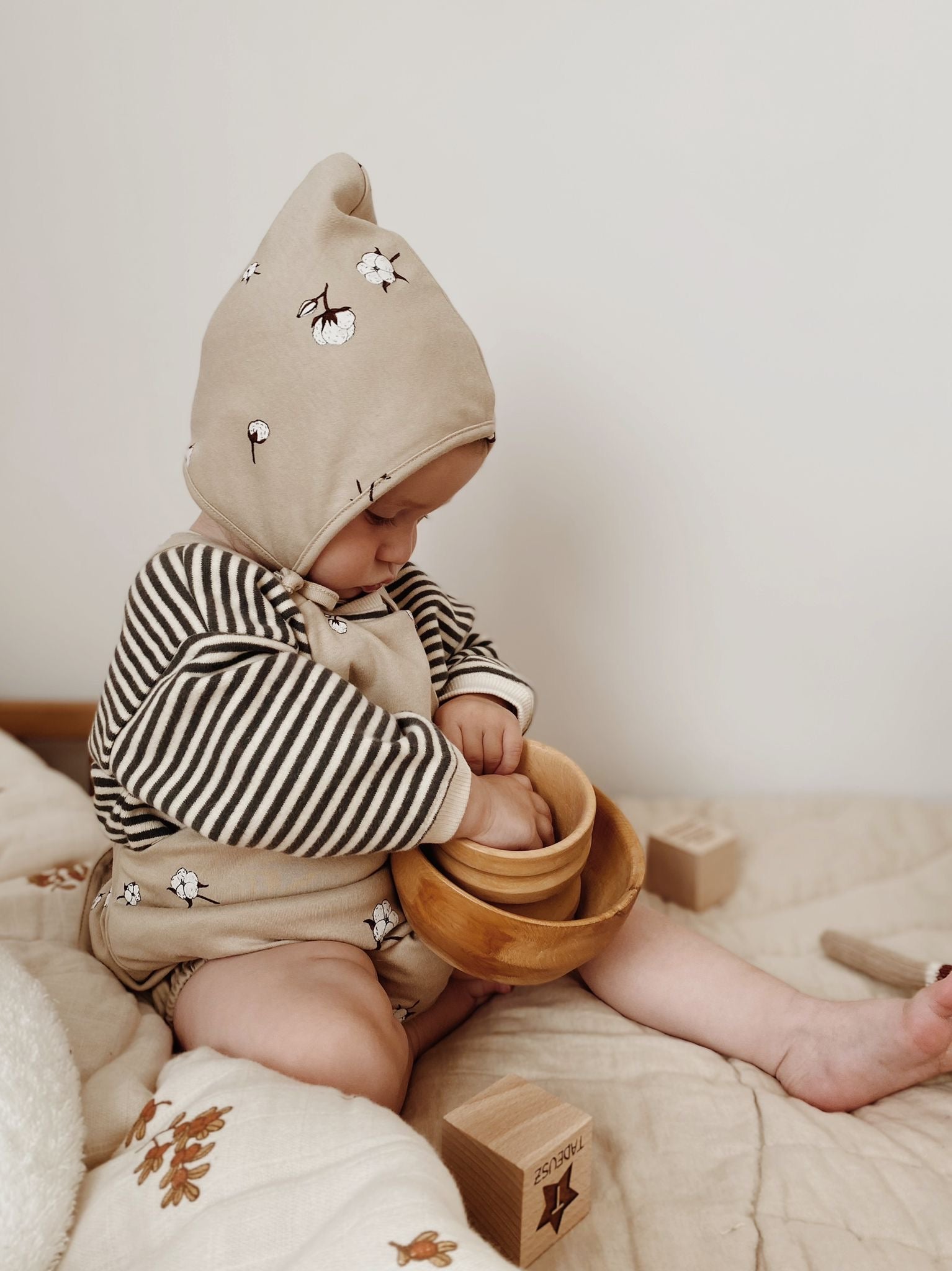 COTTONFIELD PIXIE BONNET [organic zoo]