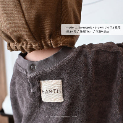 【26年11月オーダー会】 Baby Sweatsuit [EARTH THE ARCHIVE] (全5色) 【2026年3月上旬以降お届け予定】