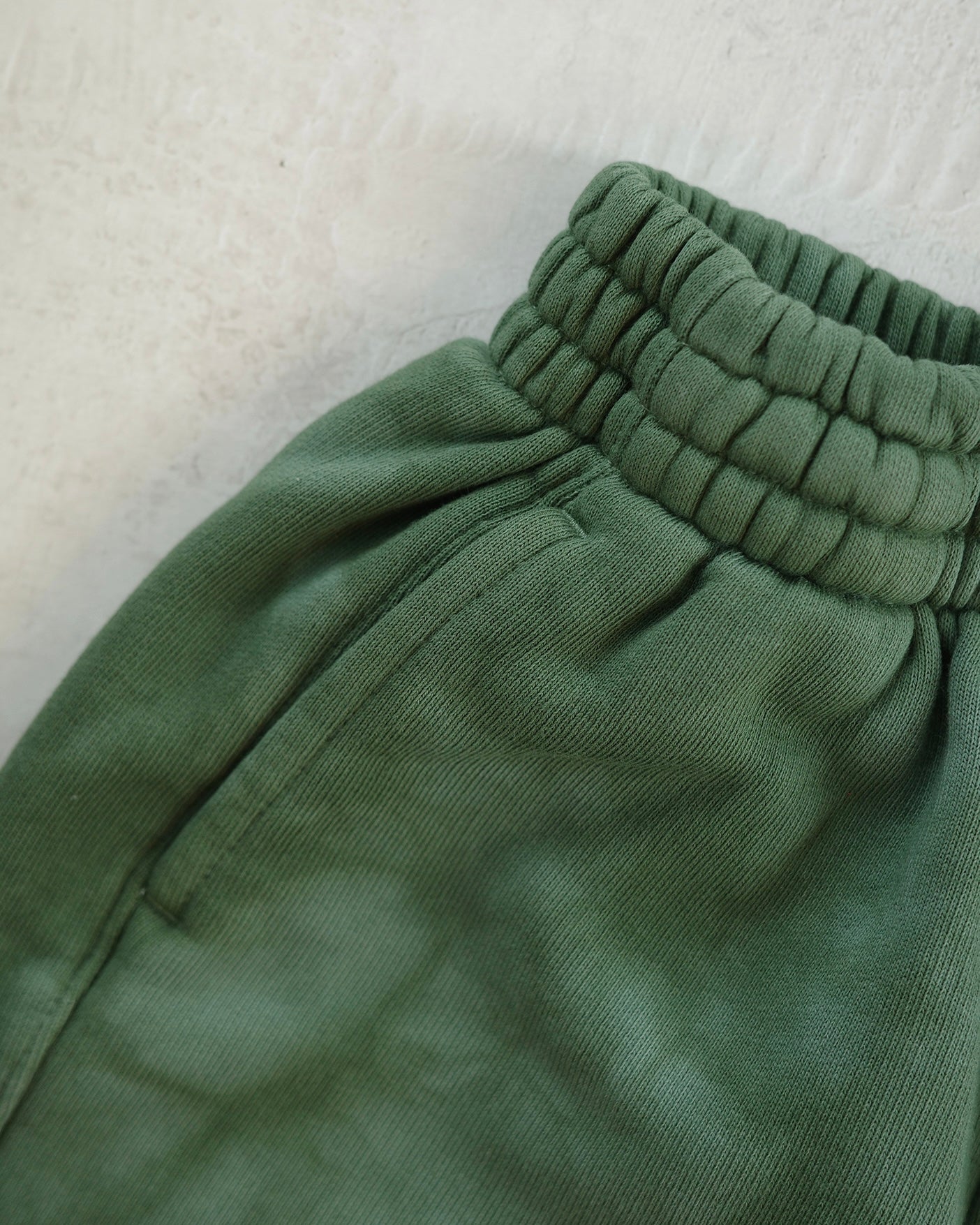 Organic French terry bottom - Grass Green Tie Dye [EARTH THE ARCHIVE] (26AW)