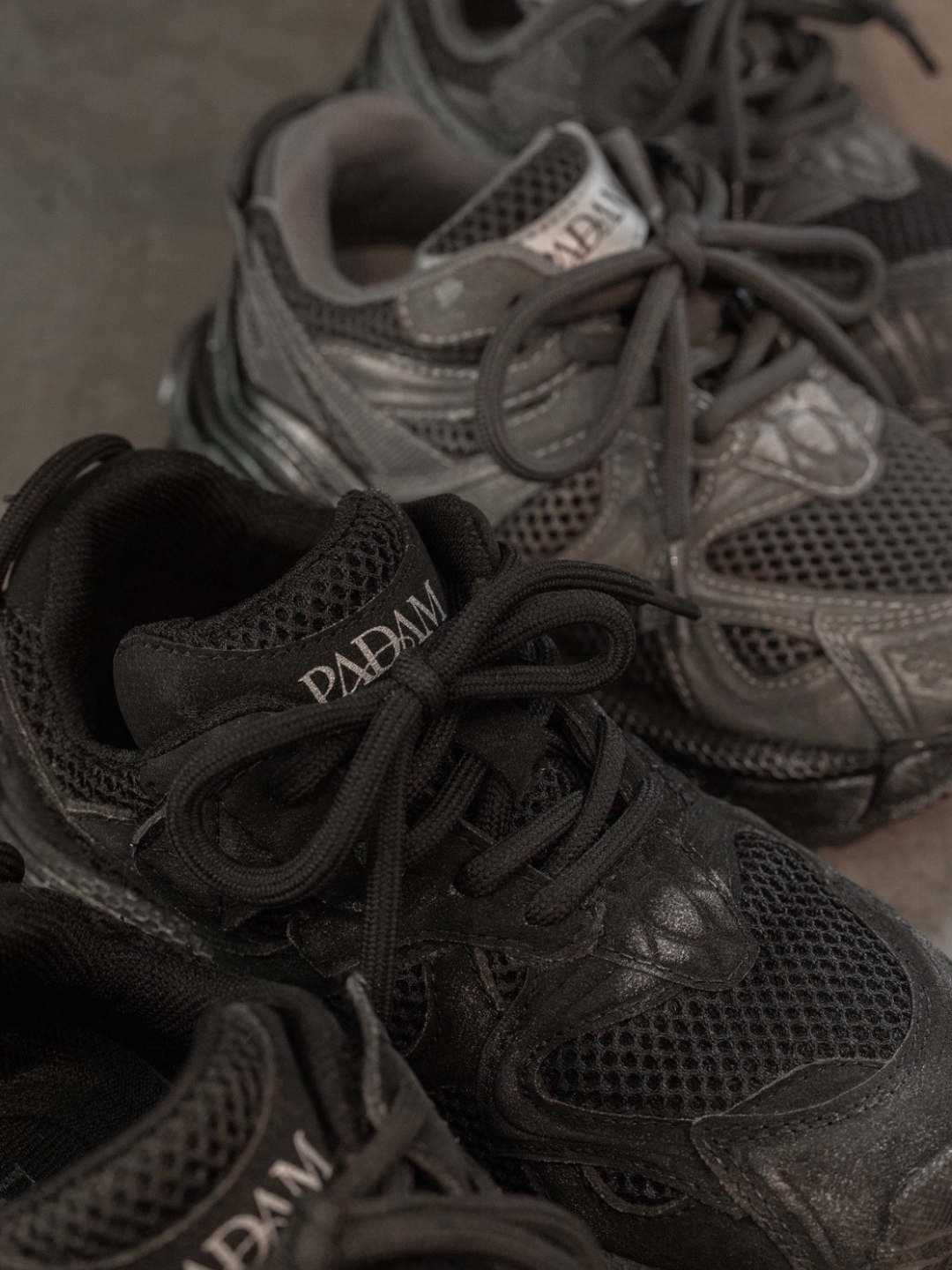 Vintage wolf sneaker - Midnight Black [PADAM] (25AW)