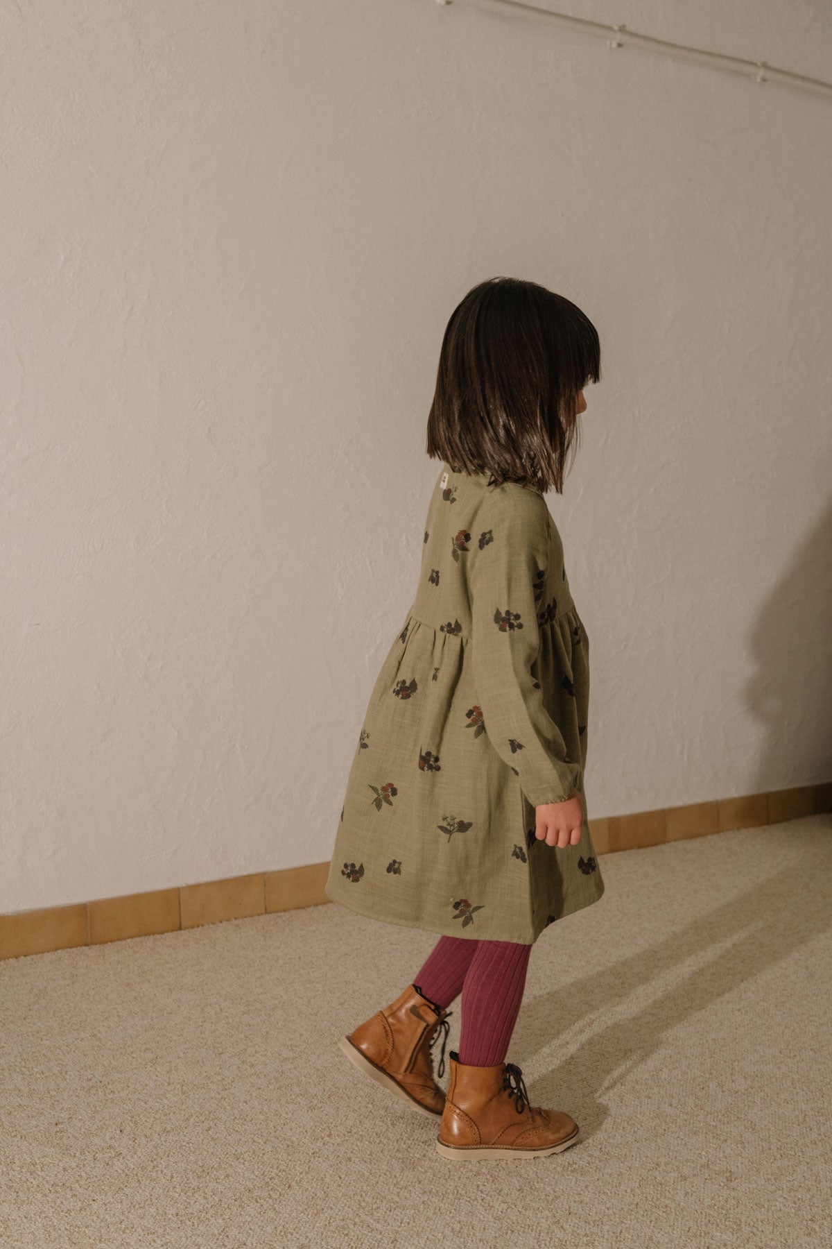 VERMONT DRESS - GREEN ALOE  / BLACKBERRIES [STUDIO BOHEME] (25AW)