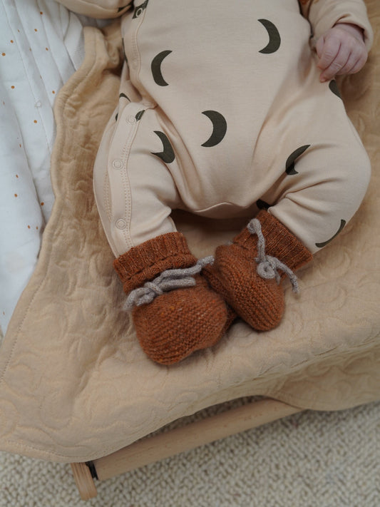 DESERT MIDNIGHT SUIT WITH CONTRAST FEET [organic zoo]