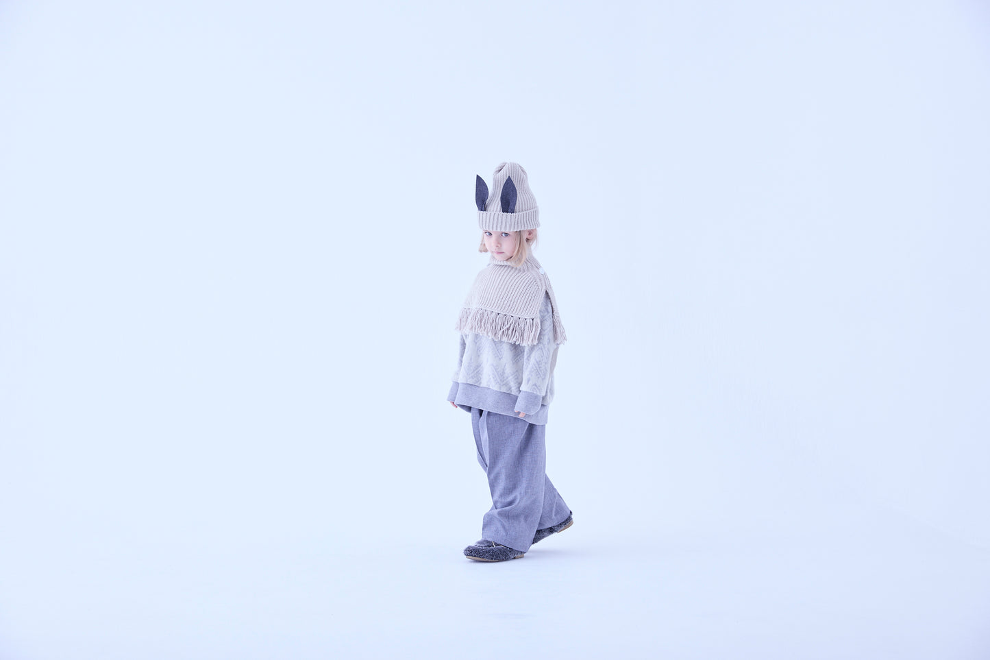Rib Knit Knights Cape Ⅱ - Ivory [eLfinFolk / エルフィンフォルク] (25AW•Drop2)【2025年9月中旬以降発送予定】