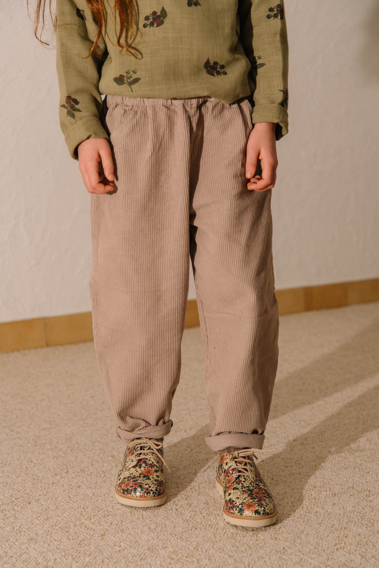 【予約販売】 CARROT PANTS - LIGHT MAUVE [STUDIO BOHEME] (25AW) 【2025年9月中旬以降入荷予定】