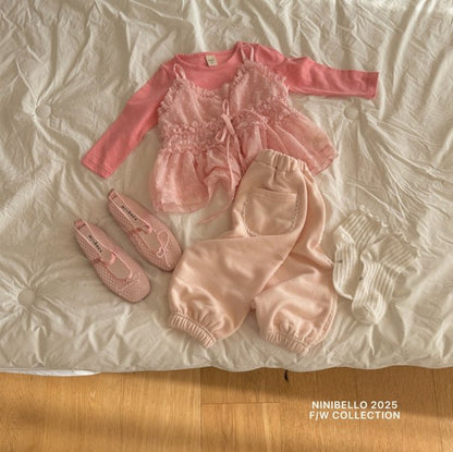 【予約販売】Milk Lace Jogger Pants [NINIBELLO] (26SS)【2026年2月下旬以降順次発送】