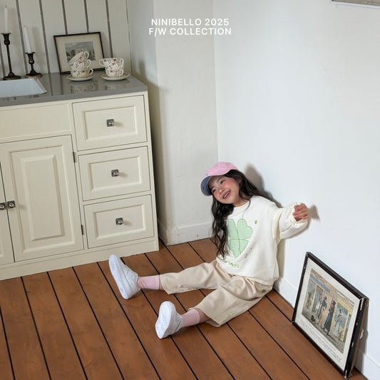 【予約販売】Heart-embroidered pants [NINIBELLO] (26SS)【2026年2月下旬以降順次発送】