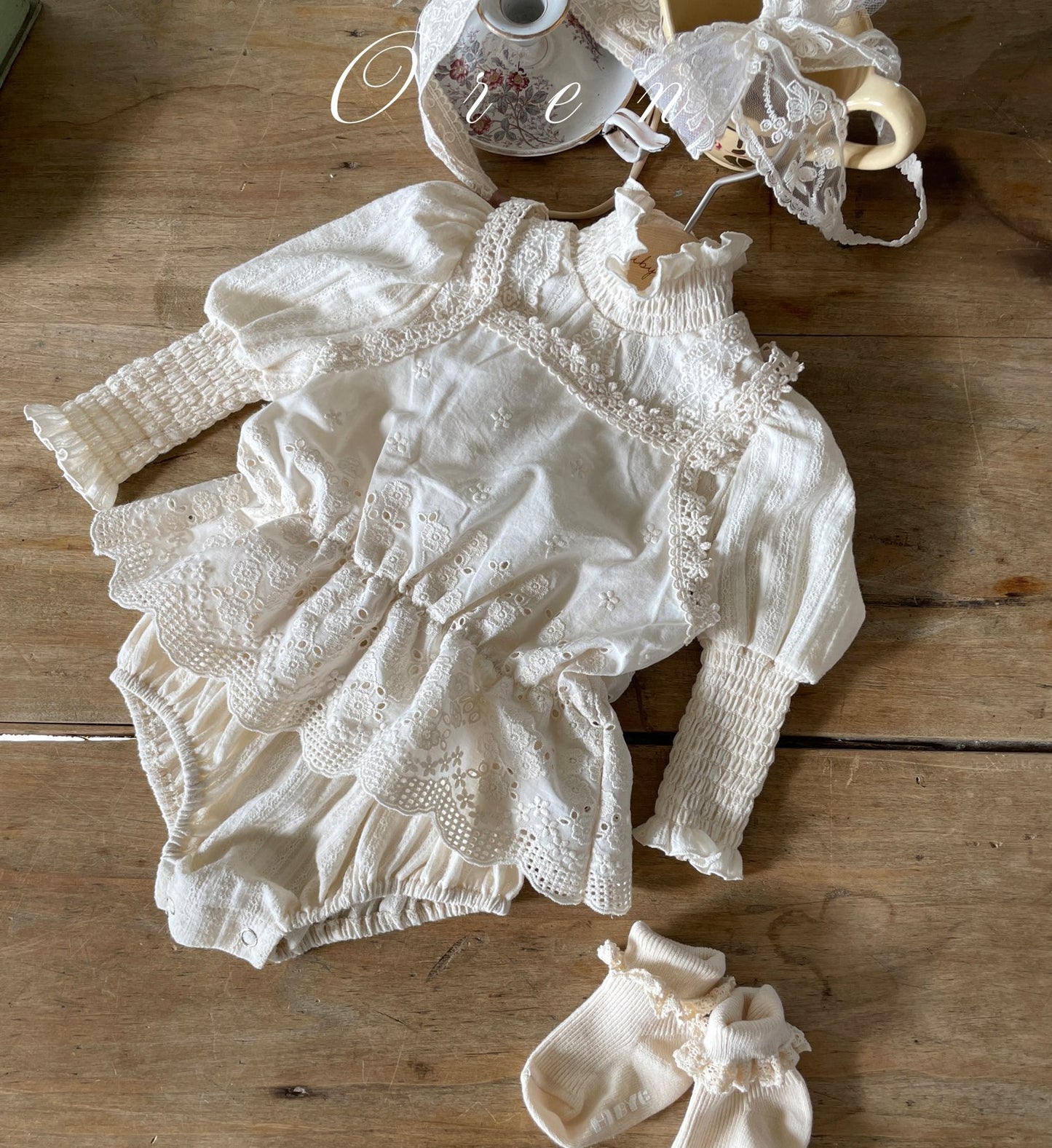 【予約商品】bebe-daisy bustier [Oren] (26SS)【2026年3月中旬以降順次発送】