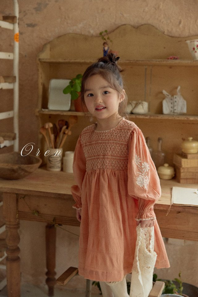【予約商品】Marien Smoke One Piece [Oren] (26SS)【2026年3月中旬以降順次発送】