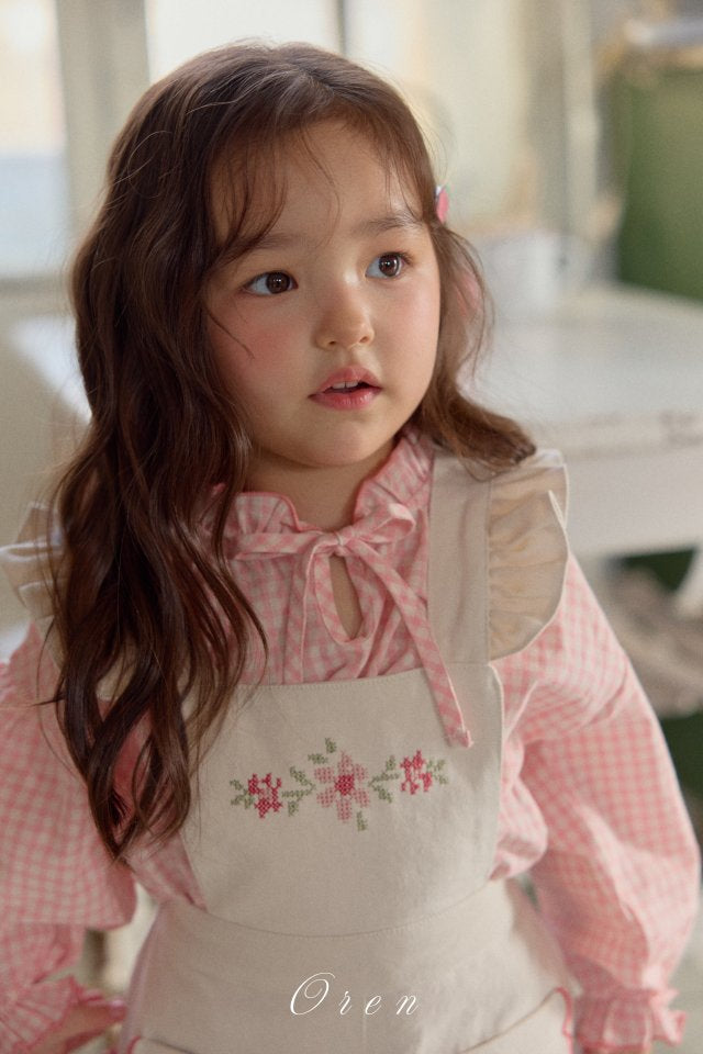 【予約商品】Nua embroidery blouse [Oren] (26SS)【2026年3月中旬以降順次発送】