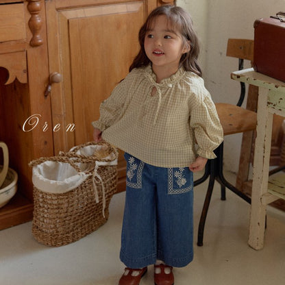 【予約商品】Nua embroidery blouse [Oren] (26SS)【2026年3月中旬以降順次発送】