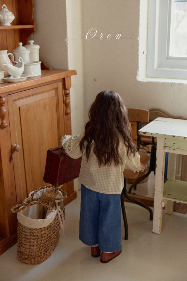 【予約商品】Nua embroidery blouse [Oren] (26SS)【2026年3月中旬以降順次発送】