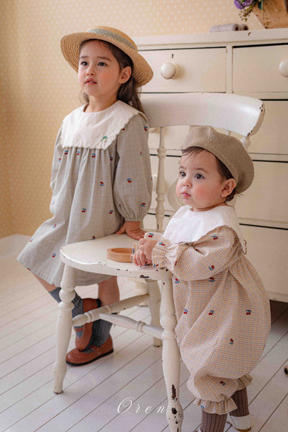 【予約商品】bebe-cherry scallop suit [Oren] (26SS)【2026年3月中旬以降順次発送】