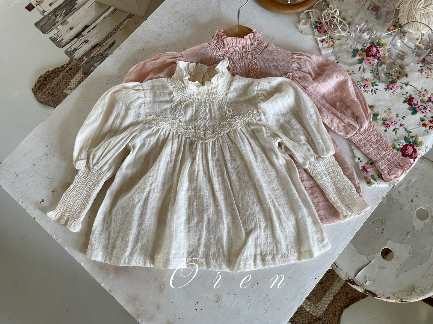 【予約商品】Julie Smoke Blouse [Oren] (26SS)【2026年3月中旬以降順次発送】