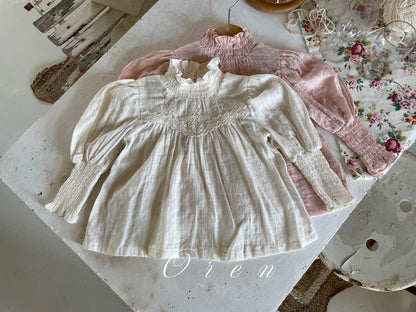 【予約商品】Julie Smoke Blouse [Oren] (26SS)【2026年3月中旬以降順次発送】
