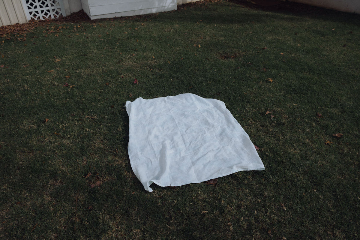 Hand Tie Swaddle - Blue Tie Dye [EARTH THE ARCHIVE]