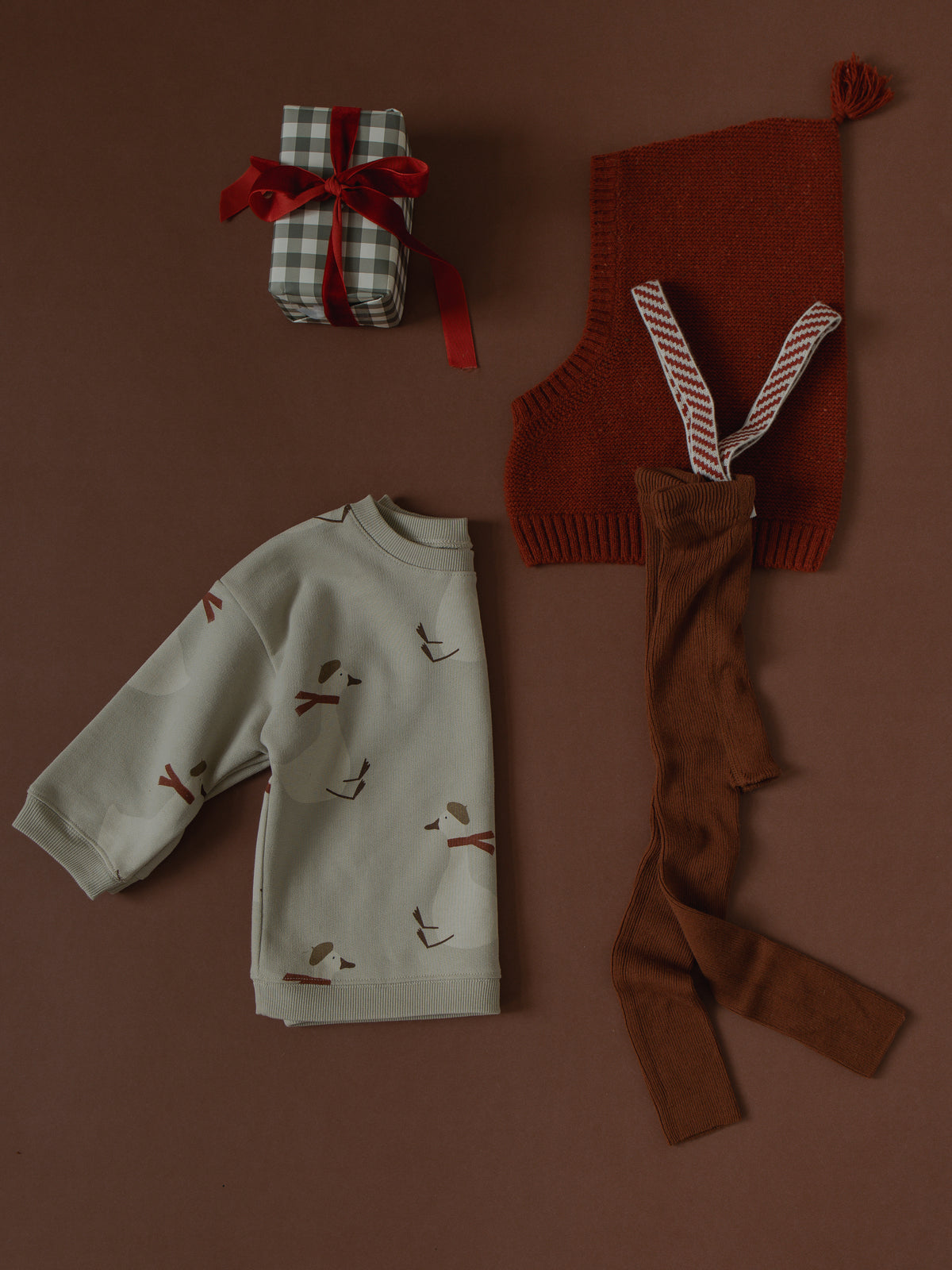 Christmas Goose Sweatshirt [Organic Zoo](26XMAS)