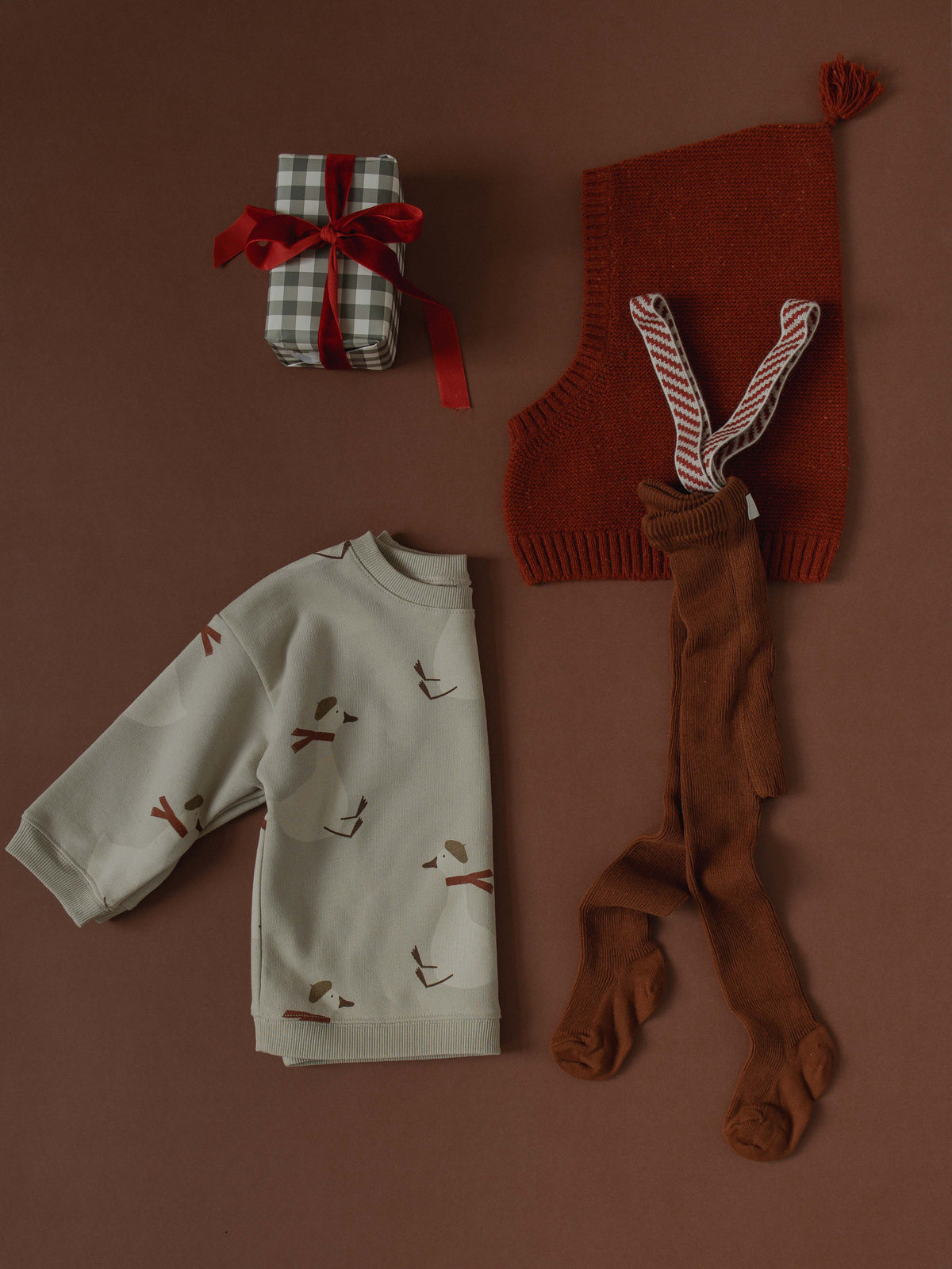 Retro Ribbed Footed Tights With Braces - Cinnamon Christmas Patterned - organic zoo collaboration [SILLY Silas]