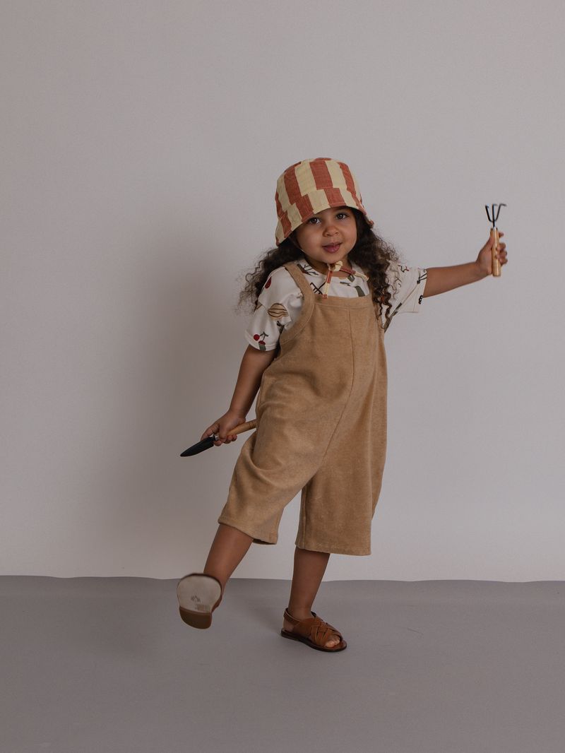 Wheat Terry Cropped Dungarees [organic zoo] (26SS)