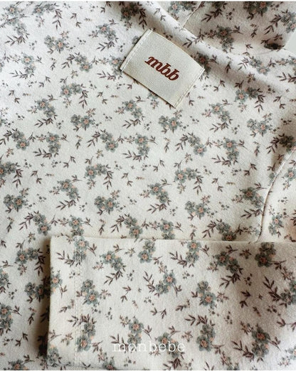 MBB Flower Turtleneck [monbebe]（2026Winter） 12