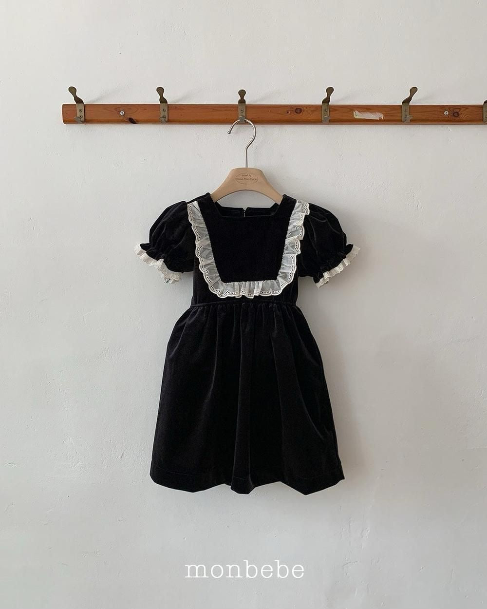 Anna Velvet Dress [monbebe]（2026Winter） 14