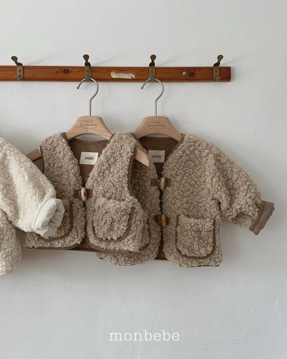 Shearling Vest [monbebe]（2026Winter） 10