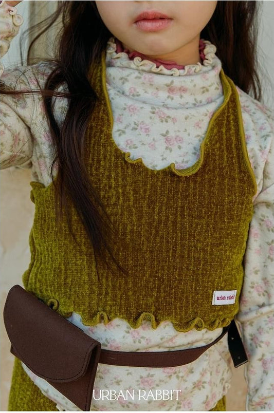 Velvet Halter Tank Top [URBAN RABBIT]（2026Winter） 3