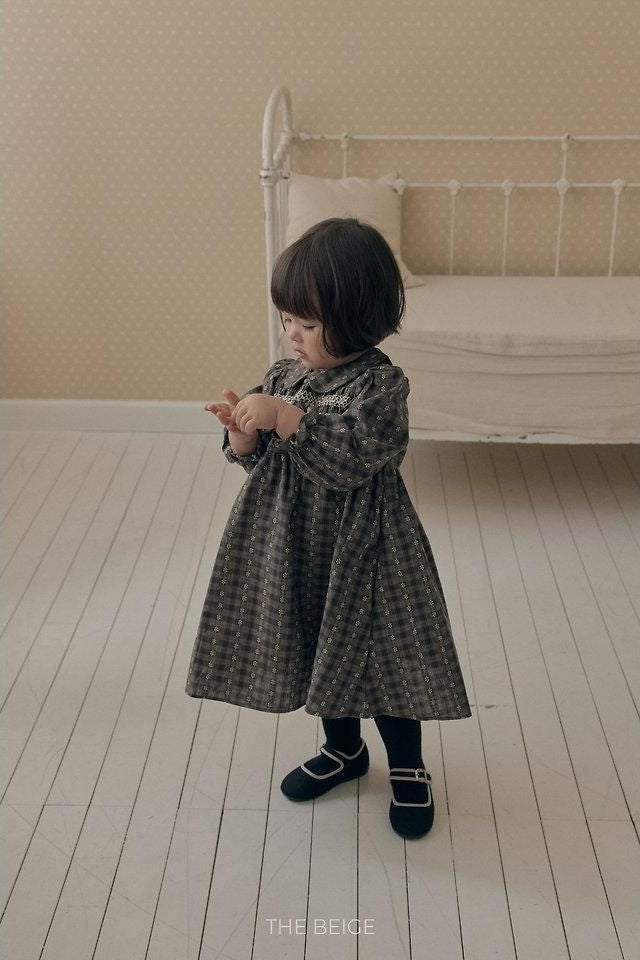 Smock Dress [THE BEIGE]（2026AW） 3