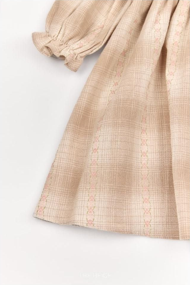 Smock Dress [THE BEIGE]（2026AW） 15