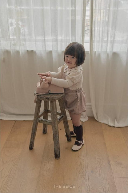 Collar Embroidery Tee [THE BEIGE]（2026AW） 12