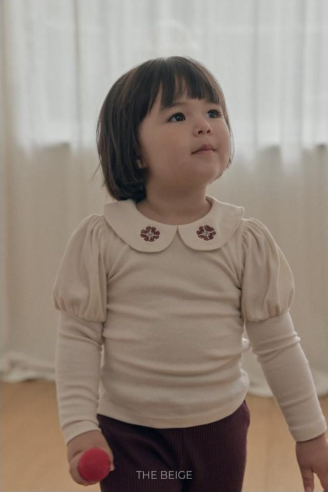 Collar Embroidery Tee [THE BEIGE]（2026AW） 14