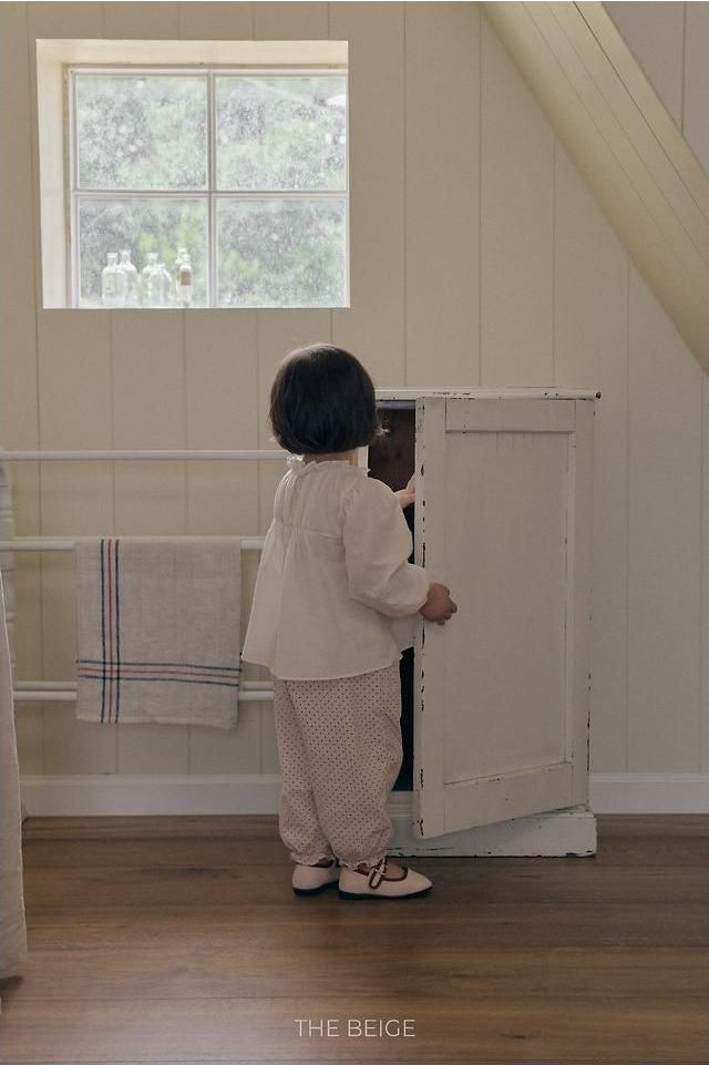 Dot Frill Pants [THE BEIGE]（2026AW） 10