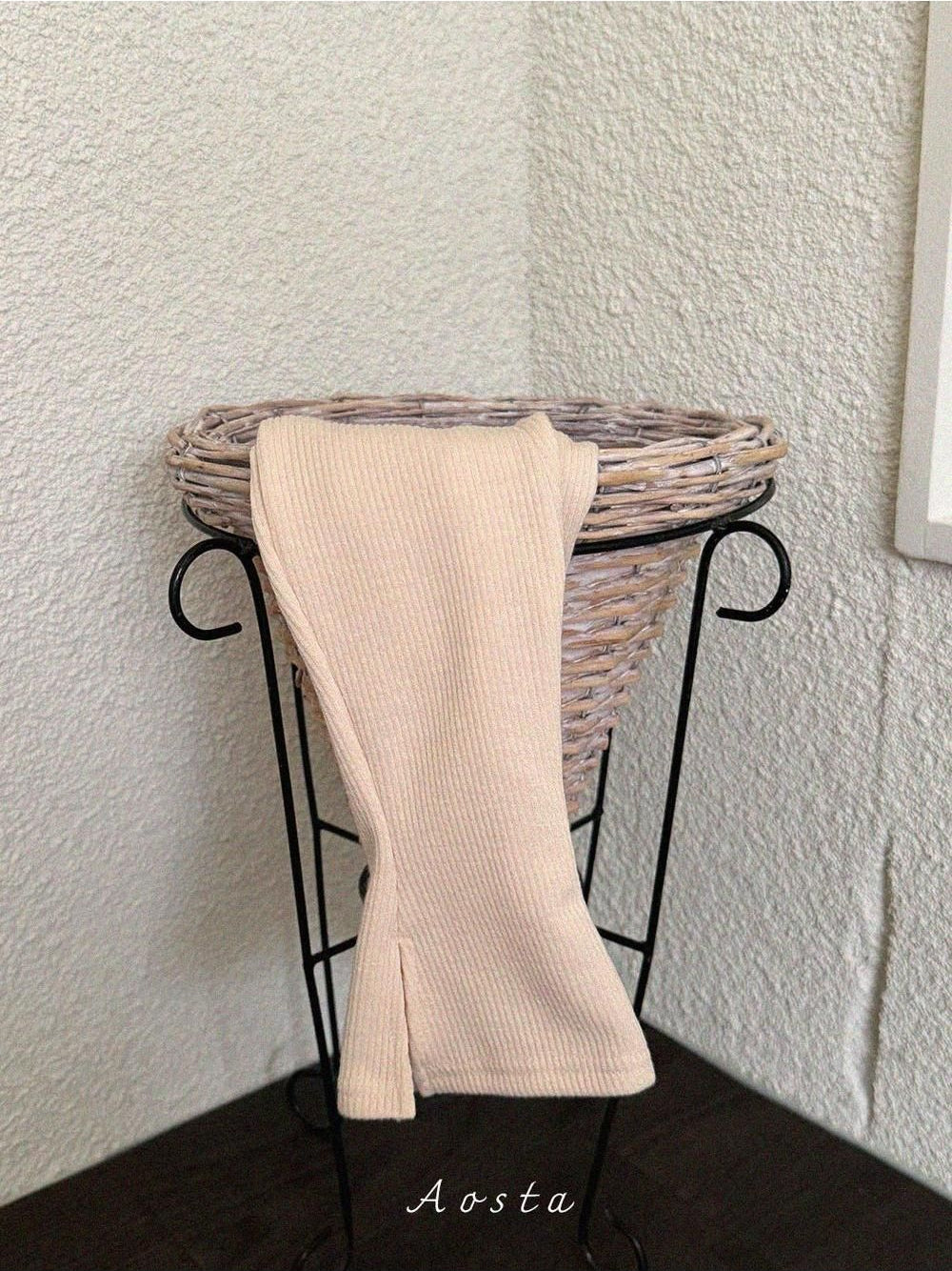 Bibi Pants [Aosta]（2026AW） 10