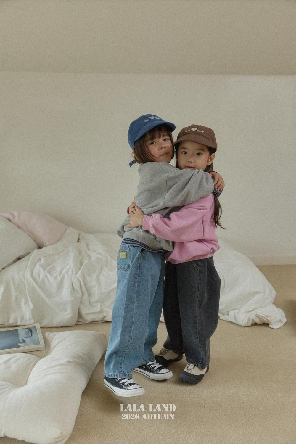 Dancing Cat Sweatshirt [LALALAND]（2026AW） 11