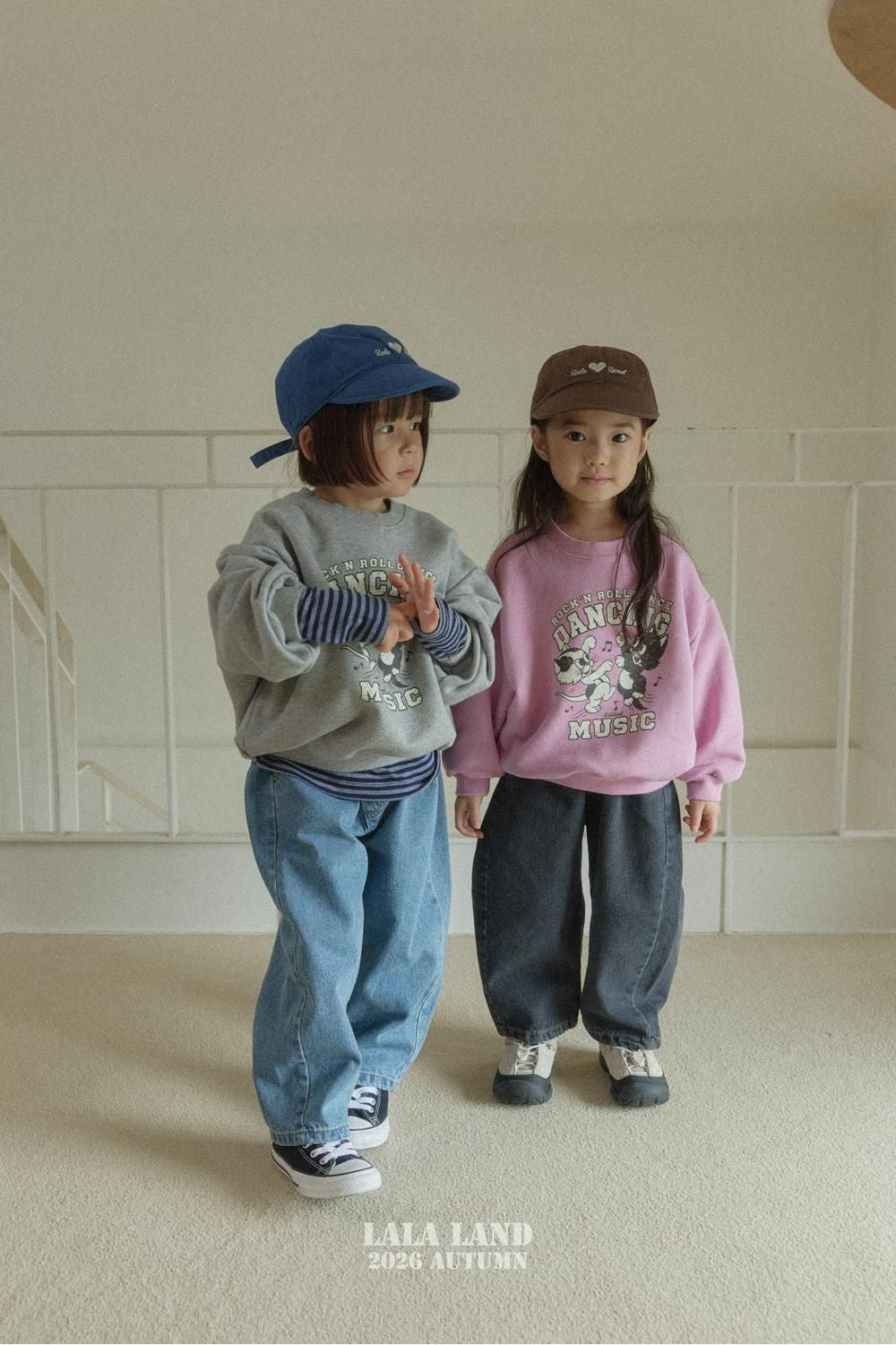 Dancing Cat Sweatshirt [LALALAND]（2026AW） 18